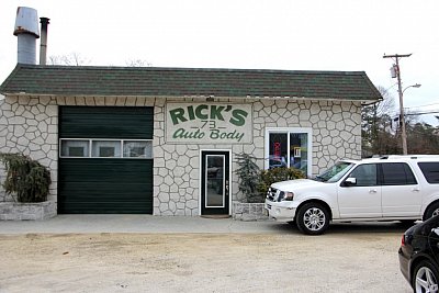 Rick's Auto Body Shop - Medford | Automotive Services | Logo